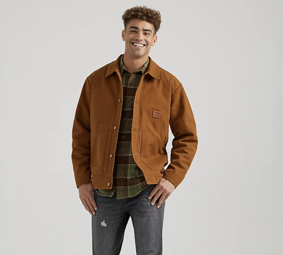 <p><a href="https://go.redirectingat.com?id=74968X1596630&url=https%3A%2F%2Fwww.wrangler.com%2Fshop%2Fwrangler-x-buffalo-trace-mens-distillers-jacket-in-old-fashioned-112352566.html&sref=https%3A%2F%2Fwww.countryliving.com%2Fshopping%2Fgifts%2Fg44654436%2Ftop-christmas-gift-ideas%2F" rel="nofollow noopener" target="_blank" data-ylk="slk:Shop Now;elm:context_link;itc:0;sec:content-canvas" class="link ">Shop Now</a></p><p>Wrangler x Buffalo Trace™ Men's Distillers Jacket </p><p>wrangler.com</p><p>$119.99</p><span class="copyright">Wrangler </span>