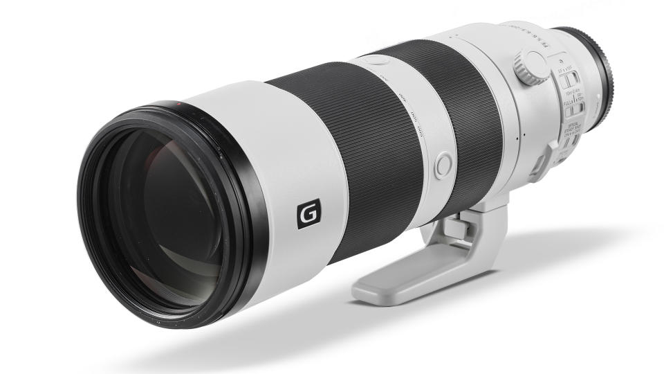 Sony  FE 200-600mm f/5.6-6.3 G OSS