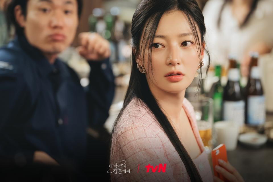 宋昰昀妝容解析：低彩度眼妝和腮紅（圖片來源/TVN Drama instagram）