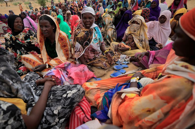 Fleeing Sudanese seek refuge in Chad