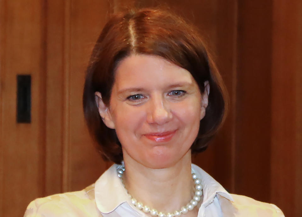 Martina Rosenberg bei ihrer Ernennung zur Bundeswehrdisziplinaranwältin im Jahr 2018 (Bild: Cornelia Riedel/Bundeswehr/dpa)