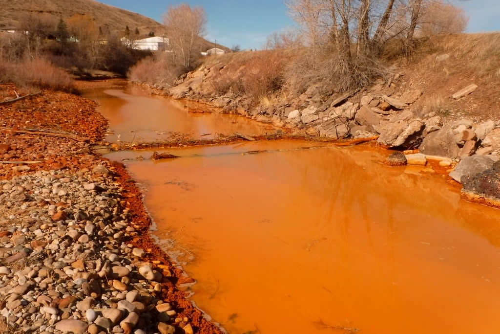 Abandoned Mines Cleanup (ASSOCIATED PRESS)