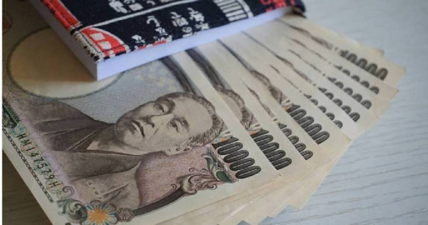 日圓相對美元匯率一度貶值到160，創1990年4月以來的34年新低（示意圖／翻攝Unsplash）