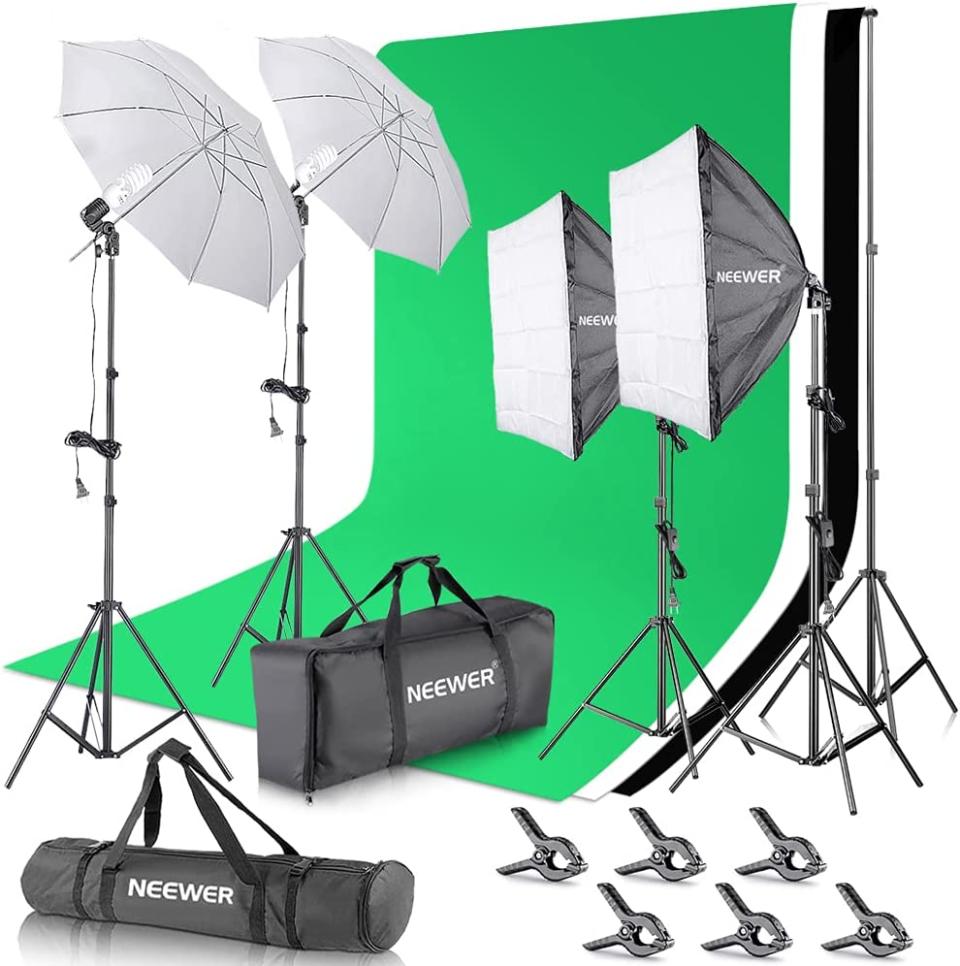 NEEWER Photography Lighting Kit with Backdrops