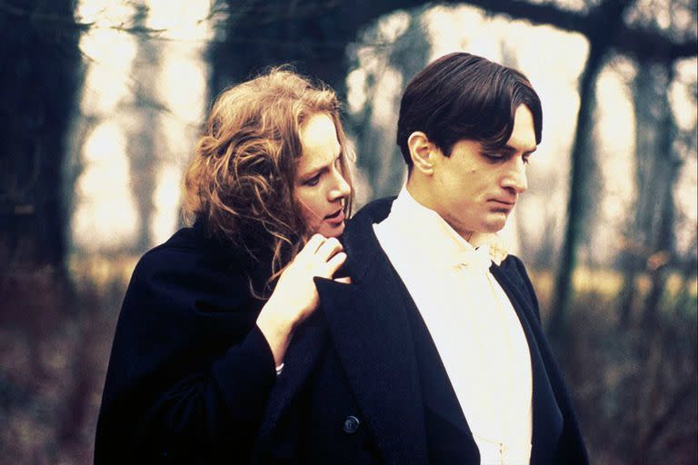 Dominique Sanda y Robert De Niro en Novecento