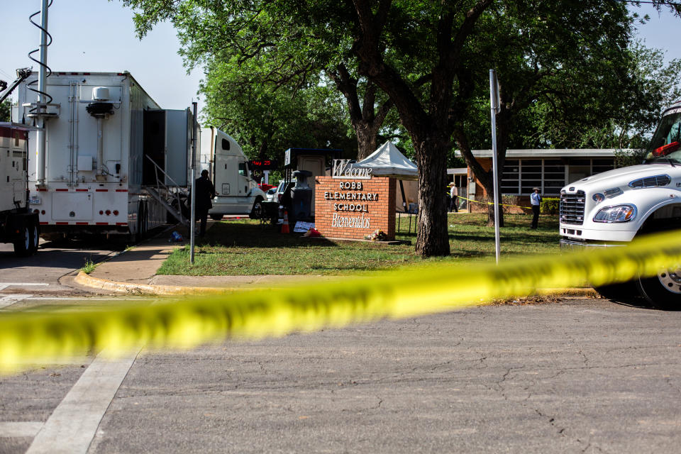 Outside Robb Elementary School in Uvalde, Texas, on May 25, 2022. (Liz Moskowitz for NBC News)