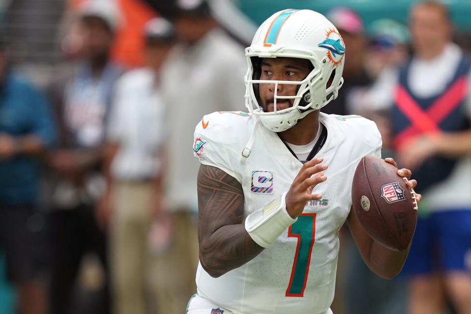 Will Tua Tagovailoa and the Miami Dolphins have any problems with the Carolina Panthers on Sunday? NFL Week 6 picks and predictions weigh in on the game.