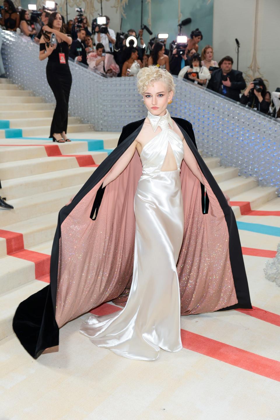 Julia Garner attends the 2023 Met Gala.