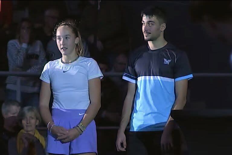 Exhibición de tenis entre Mirra Andreeva y Yanis Ghazouani Durand