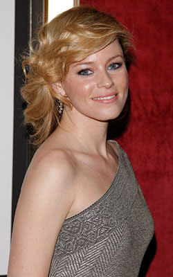 Elizabeth Banks at the New York City premiere of Universal Pictures' Definitely, Maybe