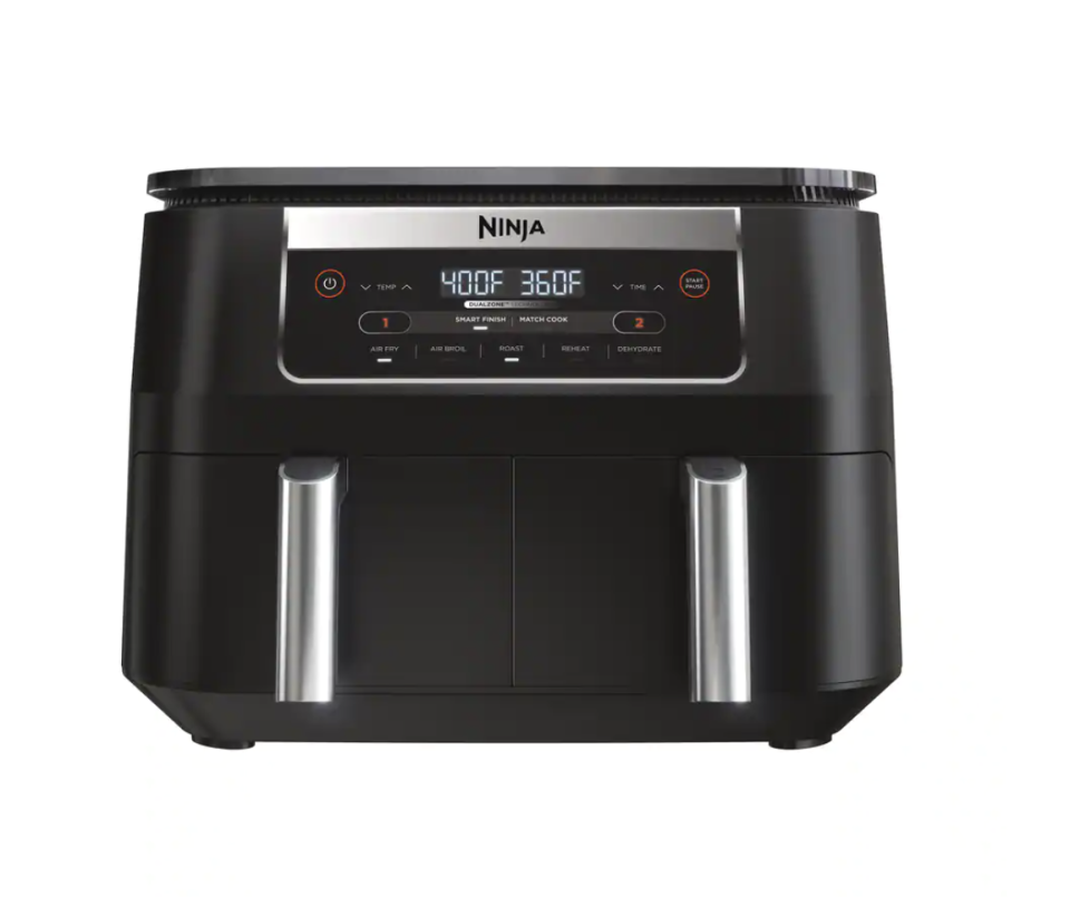 Ninja Smart Finish Dual Zone Air Fryer Mini (photo via Canadian Tire)