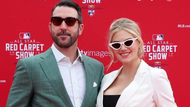 Kate Upton Plants Huge Kiss on Fiance Justin Verlander After