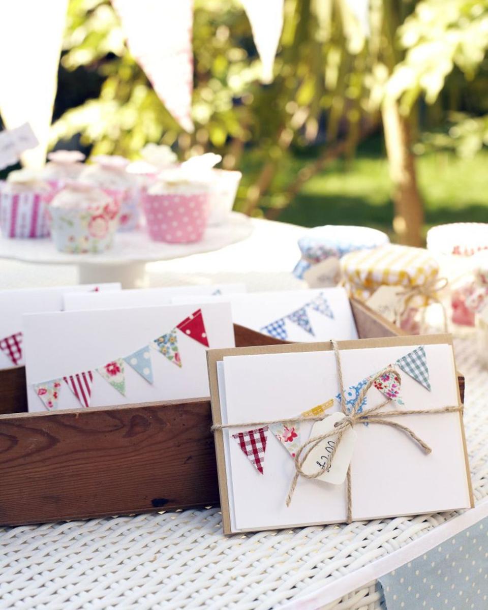 handmade cards with bunting decoration