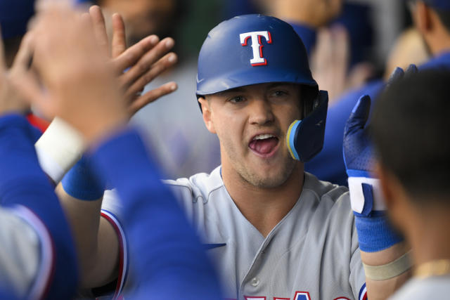 Rangers' Jacob deGrom Exits with Wrist Injury After 4 No-Hit