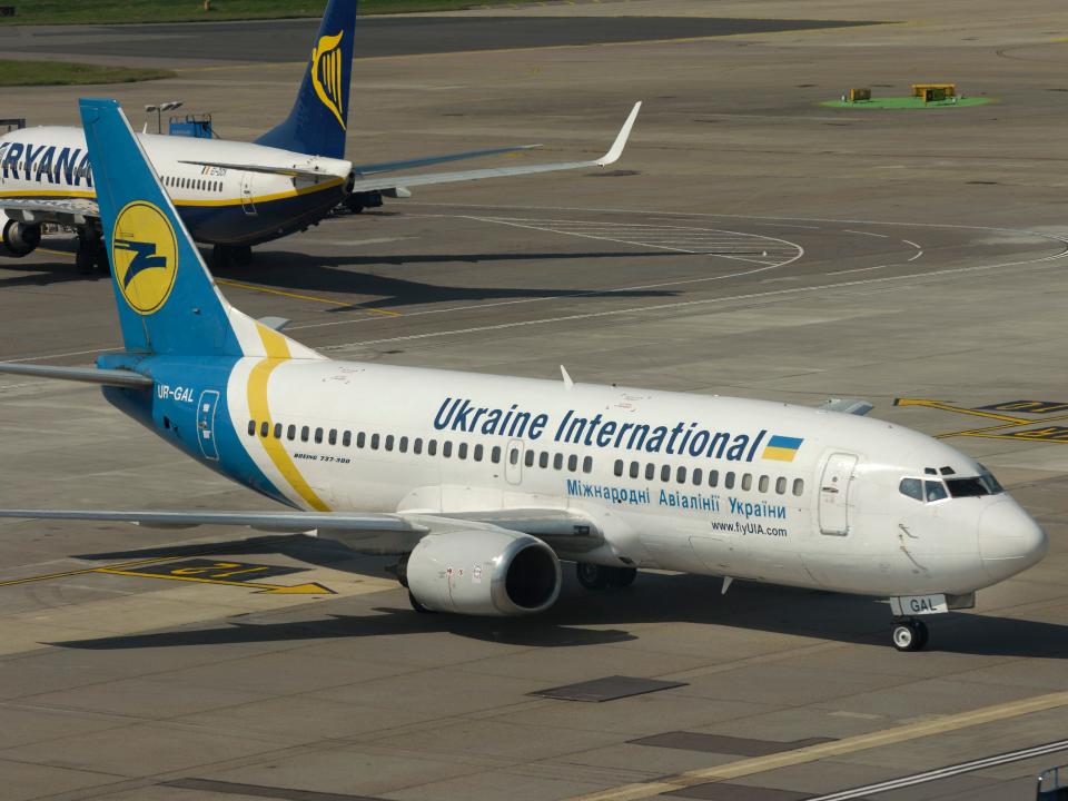 A Ukraine International Airlines Boeing 737-300