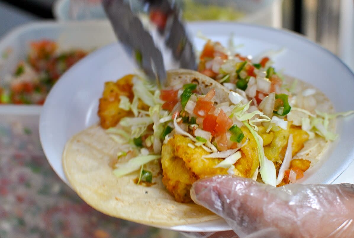 A plate of two fish tacos at Ricky's in 2013