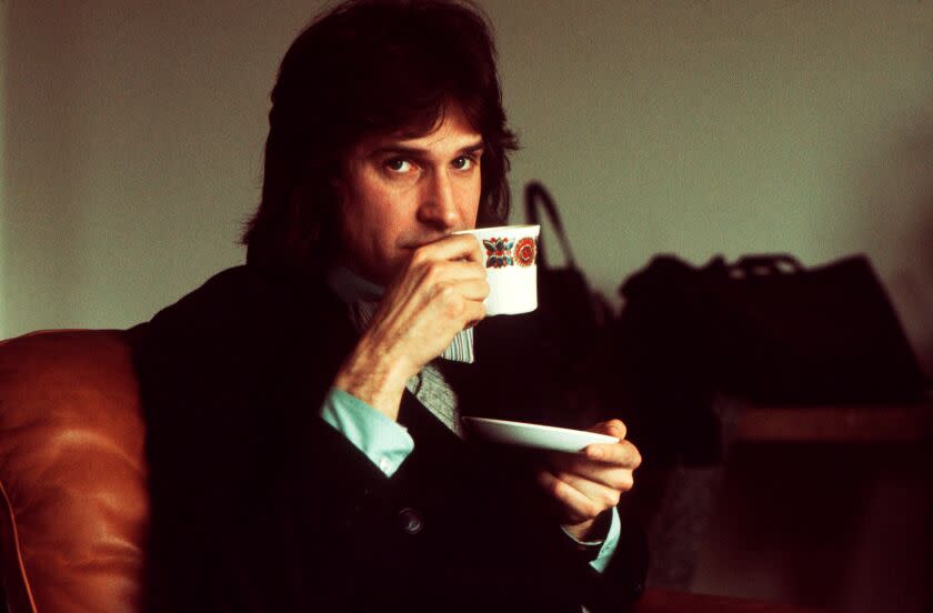 Ray Davies of The Kinks at a record company office in London, 11th April 1975.