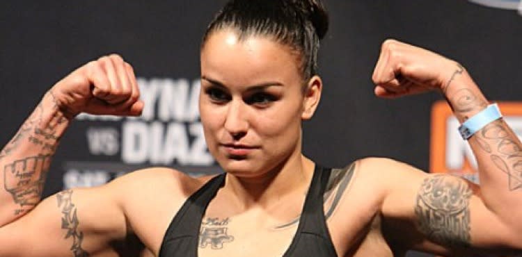 Raquel Pennington Sidelined with Broken Leg, Cancelling Potential