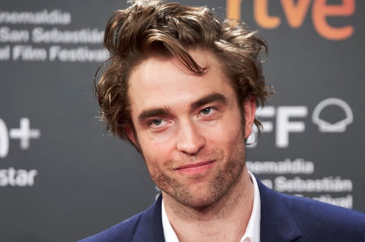 Überraschung beim Batman-Casting: Die Anzeichen verdichten sich, dass Robert Pattinson demnächst das Cape des dunklen Ritters überzieht.