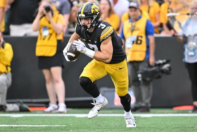 Iowa CB Cooper DeJean declares for the 2024 NFL draft - Yahoo Sports