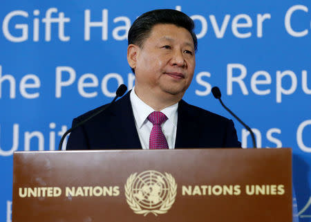 FILE PHOTO - Chinese President Xi Jinping addresses the guests during a gift handover ceremony at the United Nations European headquarters in Geneva, Switzerland, January 18, 2017. REUTERS/Denis Balibouse/File Photo