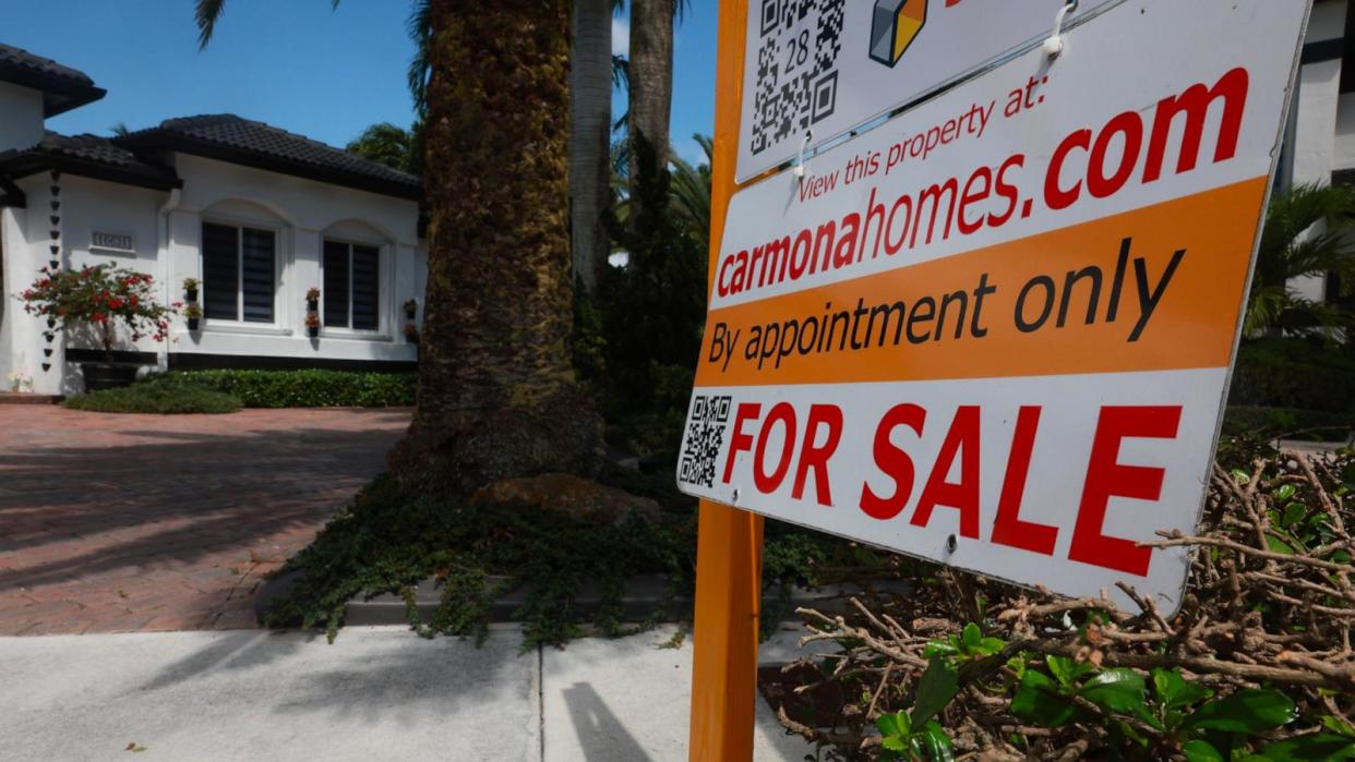 PHOTO: A 'For Sale' sign is posted on the lawn in front of a home on March 15, 2024, in Miami, Florida. (Joe Raedle/Getty Images)