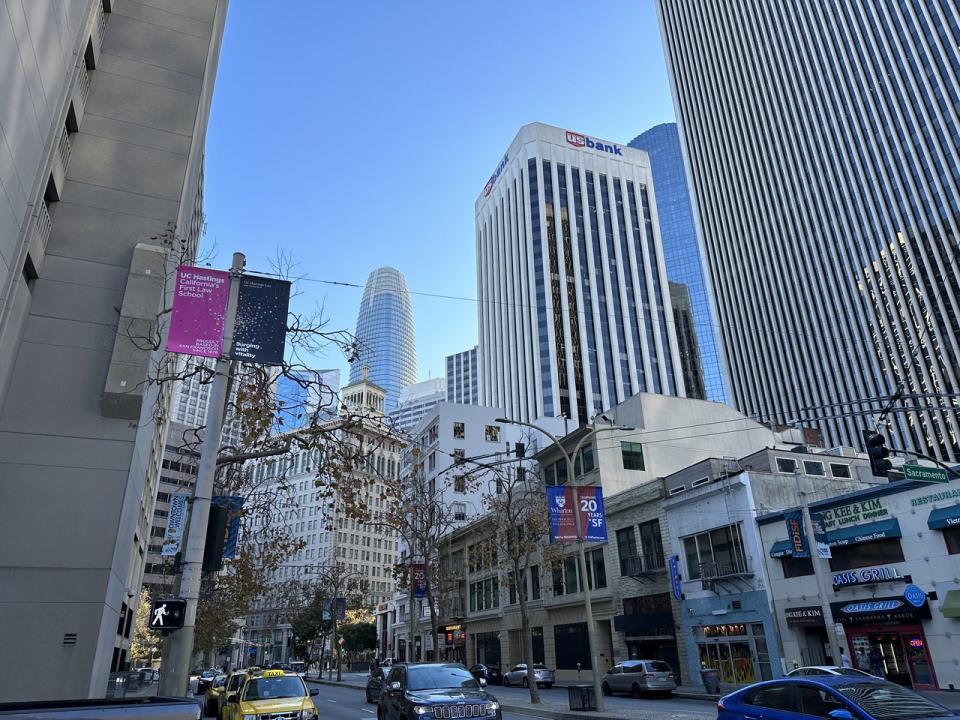 舊金山市區內多路段將加速新型自動測速相機的安裝。（記者李怡╱攝影）