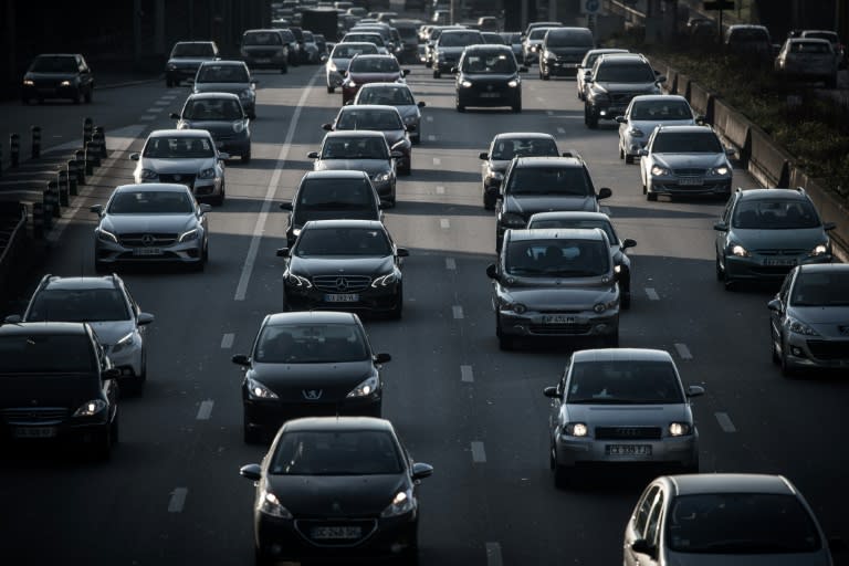 Parisian authorities imposed a ban on private cars with registration plates ending in even numbers from between 0430 GMT and midnight