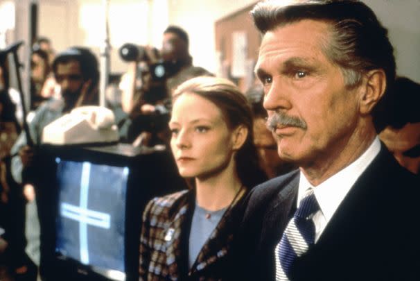 Jodie Foster and Tom Skerritt with each other in 