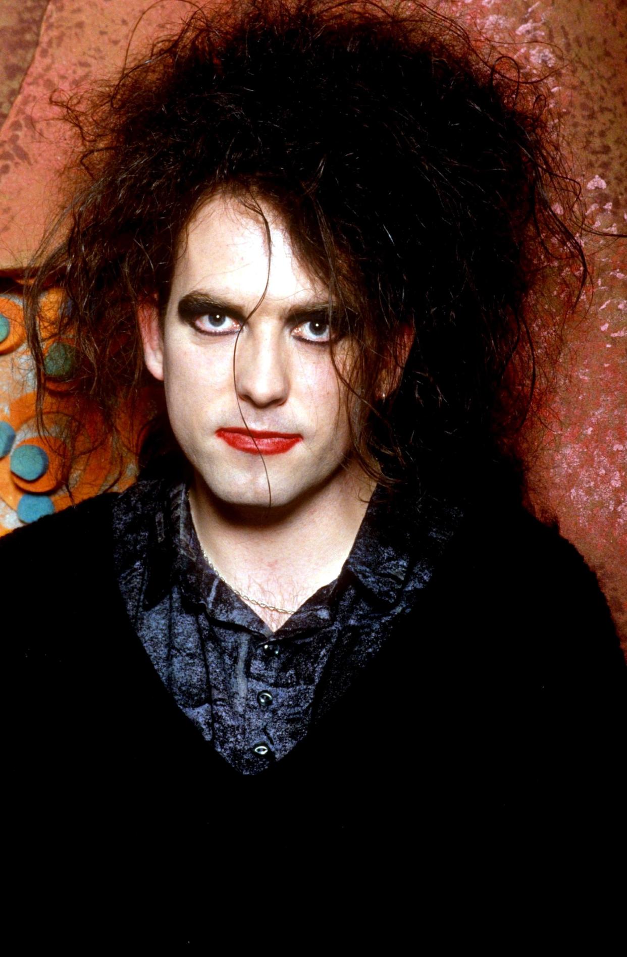 Robert Smith in 1985. (Brian Rasic/Getty Images)