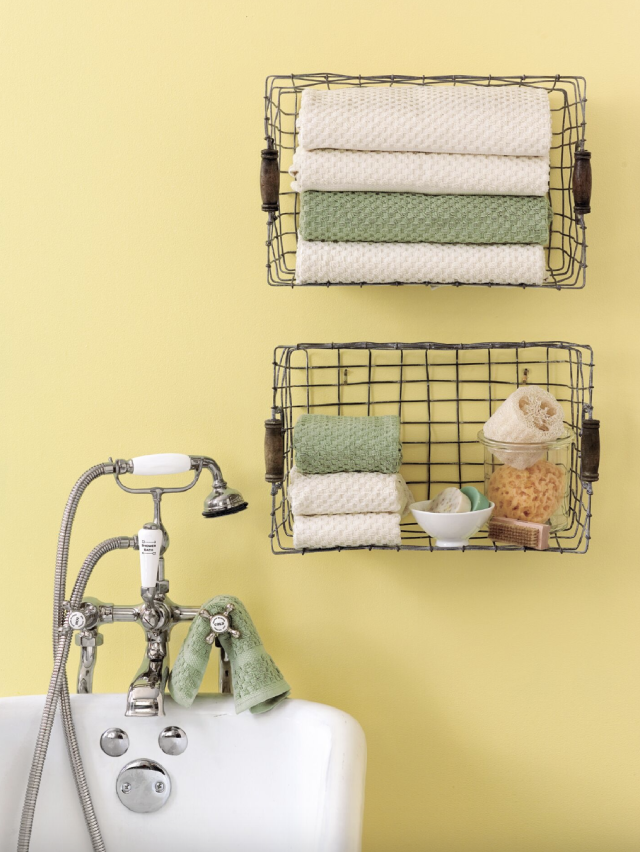 Super Cute DIY Towel Holder! - Shanty 2 Chic