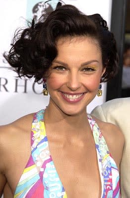 Ashley Judd at the LA premiere of Divine Secrets of the Ya Ya Sisterhood