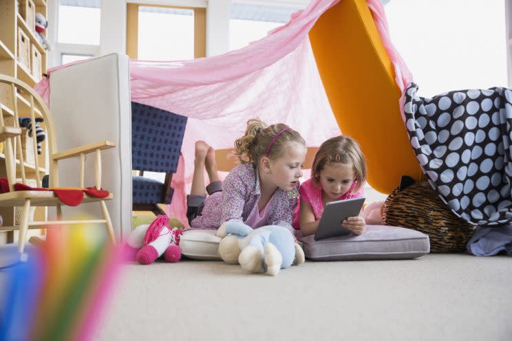 Should all parents impose a tech-free day? [Photo: Getty]