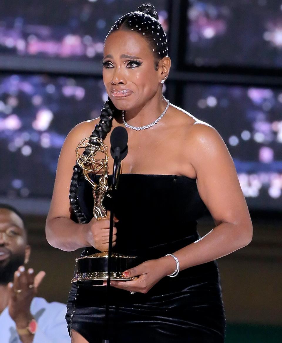 Sheryl Lee Ralph accepts the Outstanding Supporting Actress in a Comedy Series award for "Abbott Elementary" on stage during the 74th Annual Primetime Emmy Awards held at the Microsoft Theater on September 12, 2022.