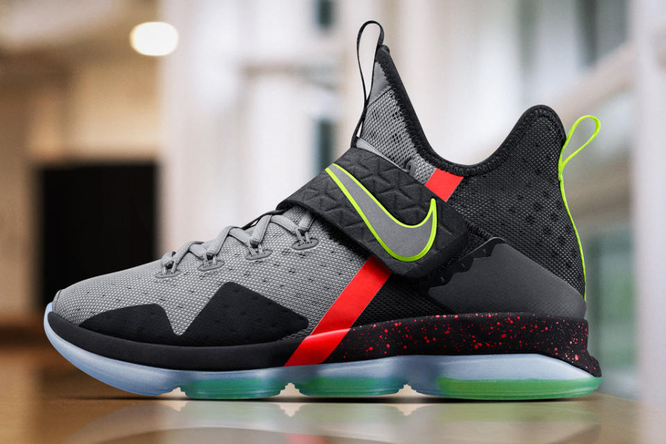 Nike LeBron 14