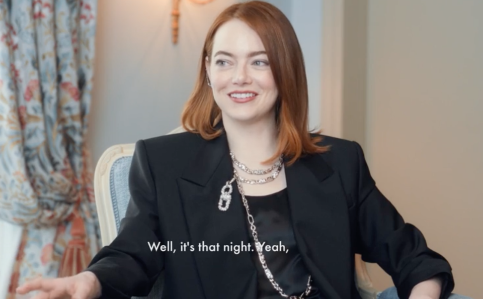 嘉賓艾瑪史東（Emma Stone）以電影《可憐的東西》二度在金球獎封后。（翻攝自路易威登YouTube）