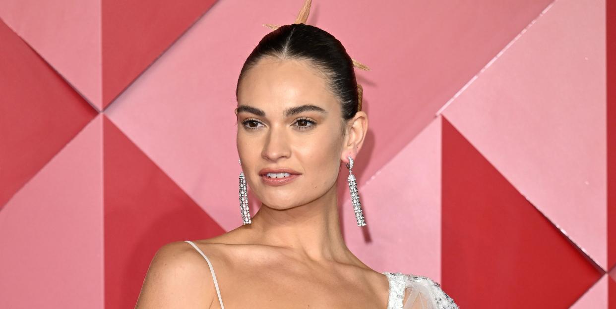 lily james hair golden globes 2023