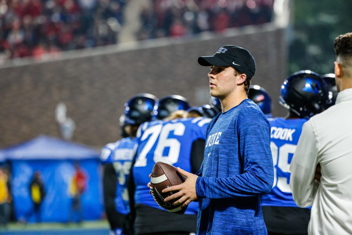 Notre Dame football lands its 2024 quarterback Duke transfer Riley