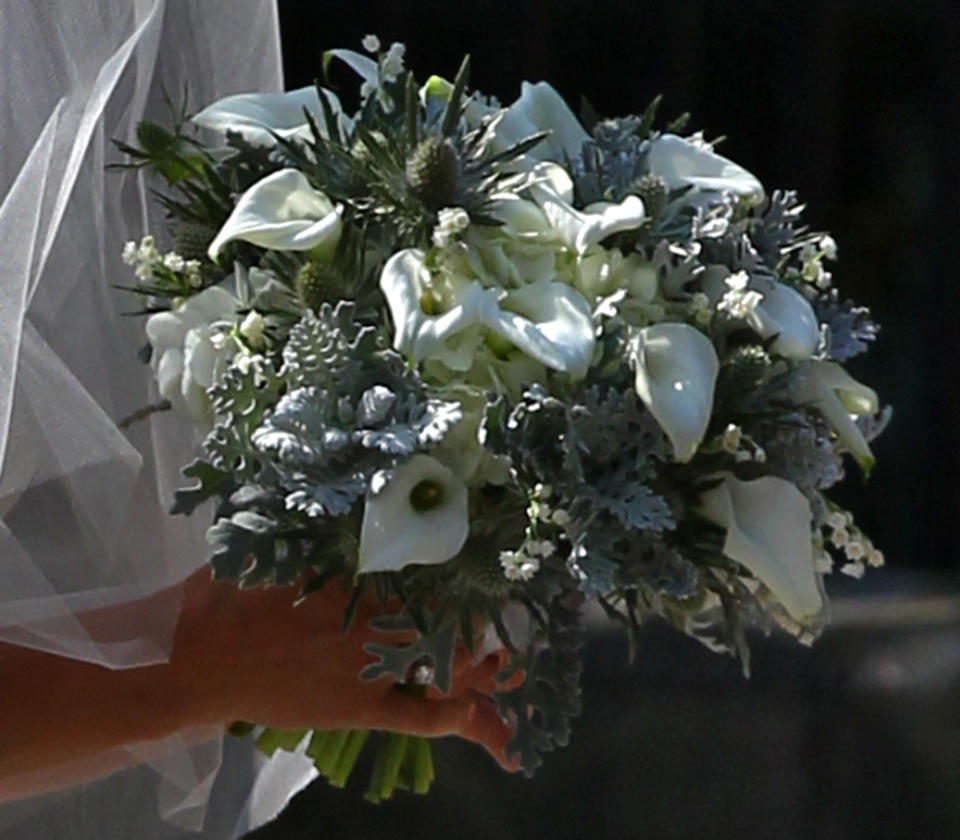 EDINBURGH, SCOTLAND - JULY 30:  Zara Phillips arrives for the Royal wedding of Zara Phillips and Mike Tindall at Canongate Kirk on July 30, 2011 in Edinburgh, Scotland. The Queen's granddaughter Zara Phillips will marry England rugby player Mike Tindall today at Canongate Kirk. Many royals are expected to attend including the Duke and Duchess of Cambridge.  (Photo by Jeff J Mitchell/Getty Images)