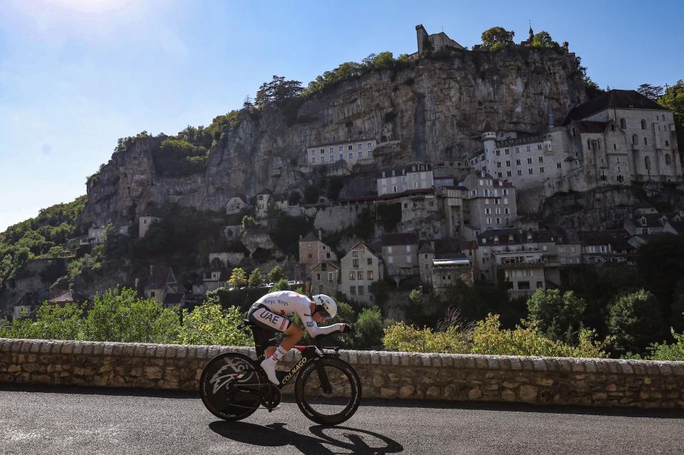 Tadej Pogačar time trials at the 2022 Tour de France