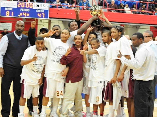 The 2010-11 Biondi County sectional champion boys basketball team — Flickr
