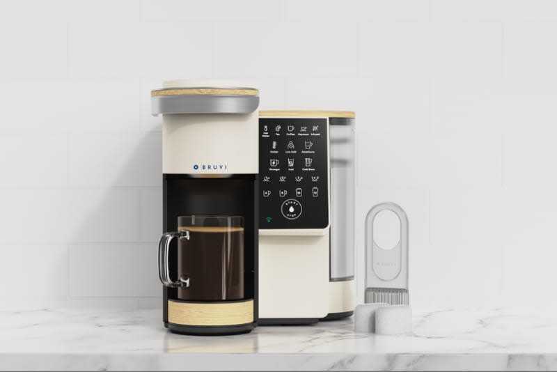 This Sleek, Splurgy Coffee Maker Makes Me Feel Like a Barista and Saves Me So Much Money In the Long Run (It’s on Sale!)