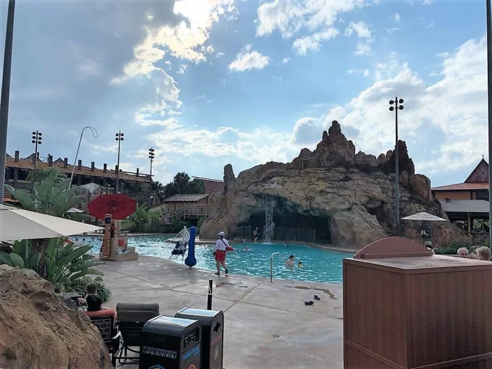 shot of the pool at the polynesian resort at disney world