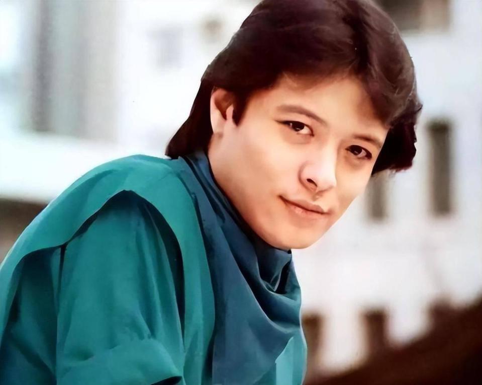 劉文正年輕時英俊帥氣，是許多粉絲的夢中情人。（翻攝自搜狐網）