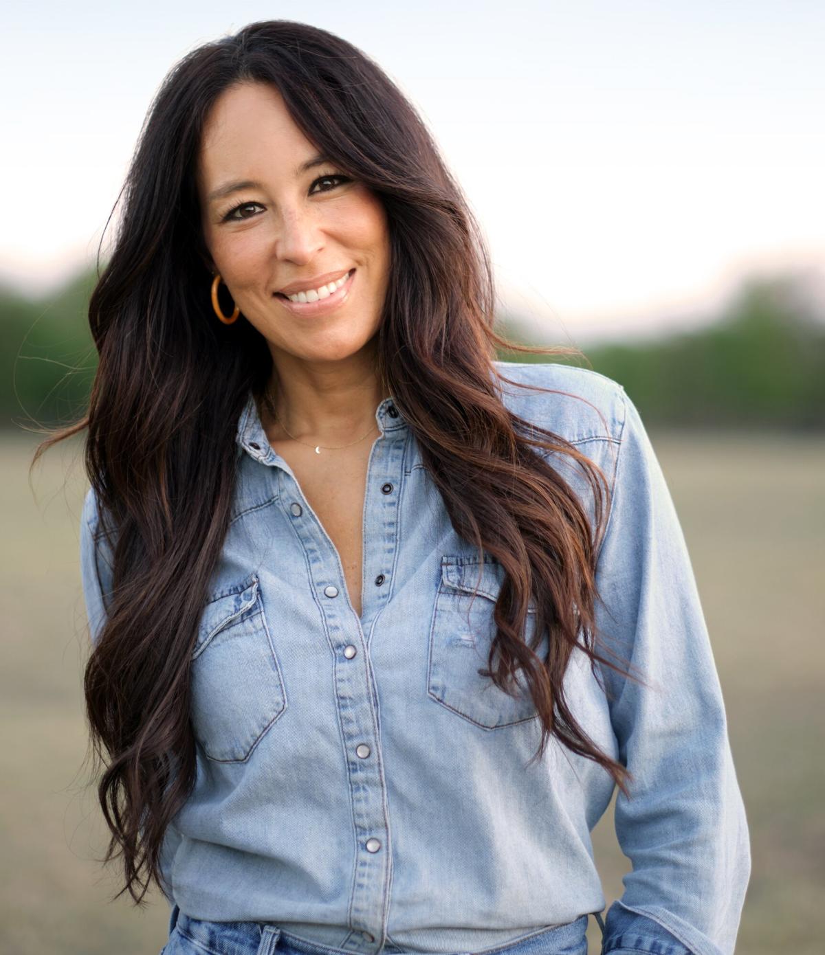 'I'm Over Reining It In': Joanna Gaines Opens Up in Sneak Peek from Her ...