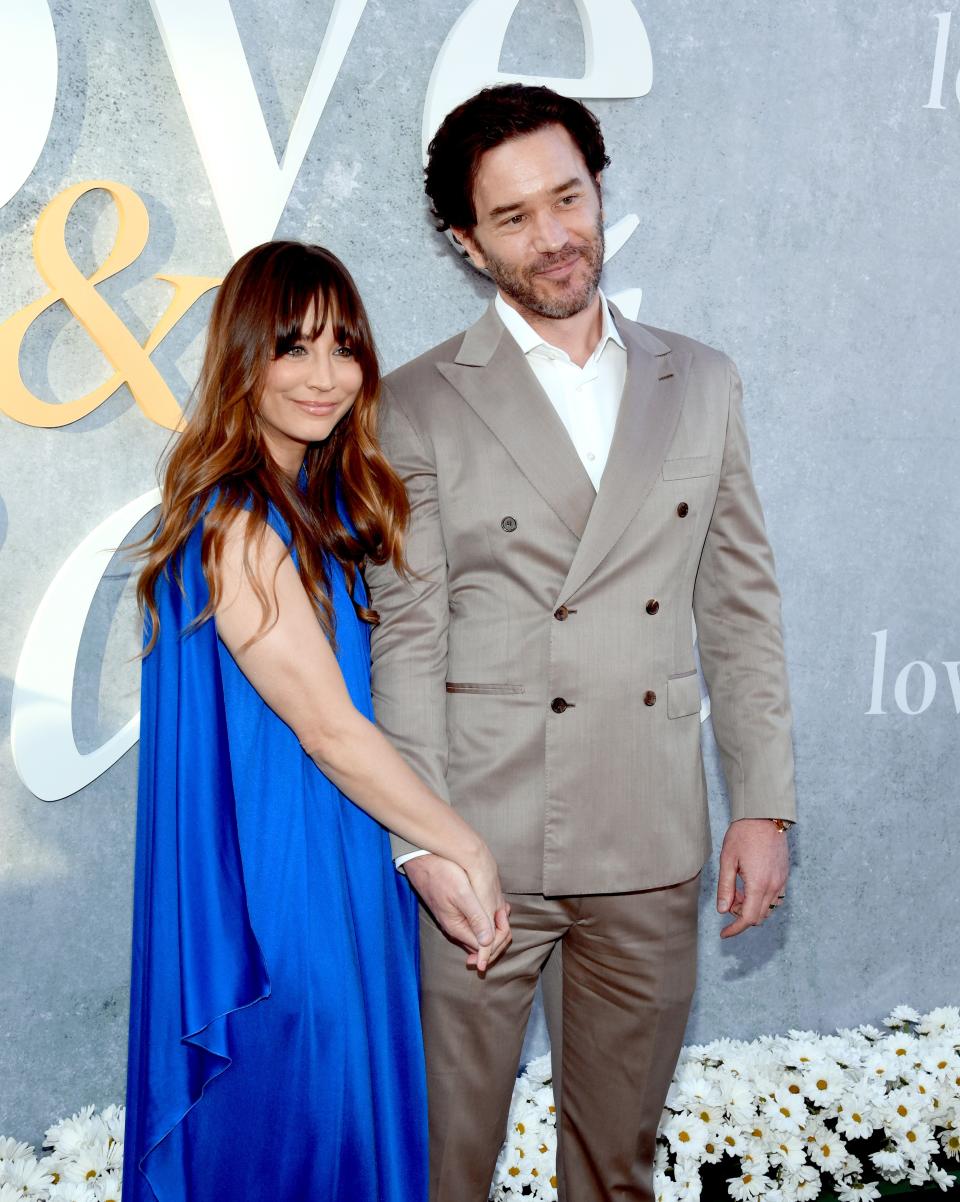 LOS ANGELES, CALIFORNIA - APRIL 26: (L-R) Kaley Cuoco and Tom Pelphrey attend the Los Angeles premiere of Max Original Limited Series "Love & Death" at Directors Guild Of America on April 26, 2023 in Los Angeles, California. (Photo by Jon Kopaloff/Getty Images)