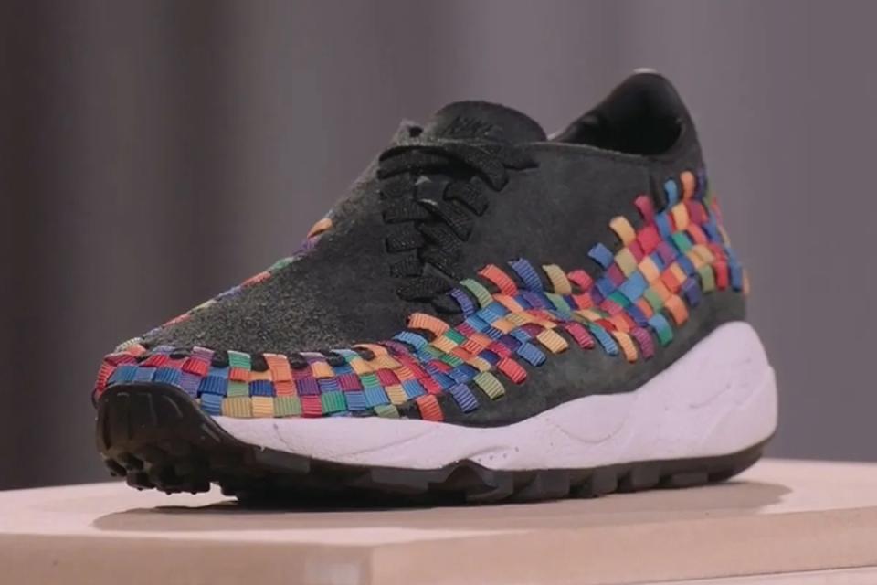 Nike Air Footscape Woven Rainbow