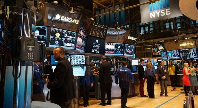 Prosegue il rally in Borsa, S&P 500 e Nasdaq positivi