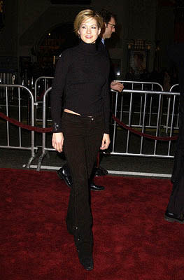 Jenna Elfman at the Hollywood premiere of Vanilla Sky