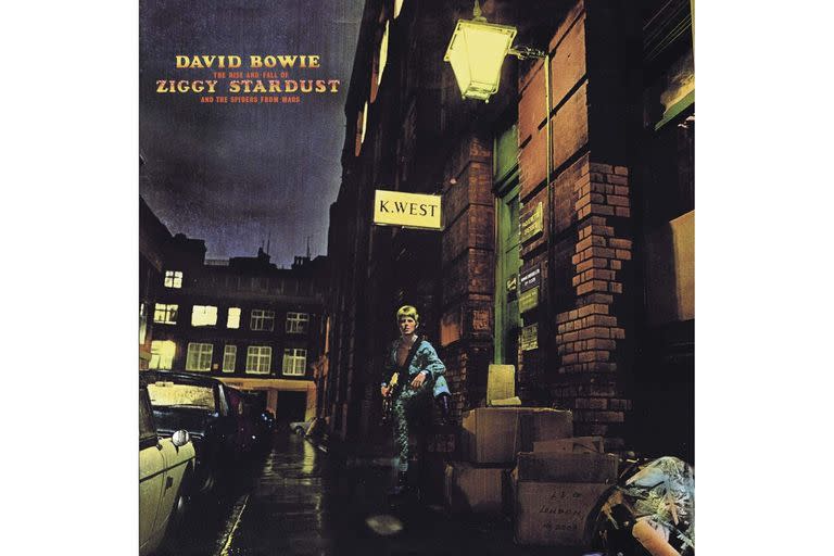 Ziggy Stardust and the Spiders from Mars es el álbum de 1972 de David Bowie